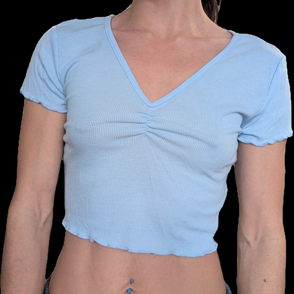 ROMWE Light Blue V-Neck Ribbed Crop Top